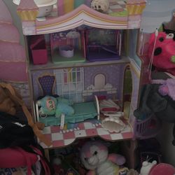 Doll House