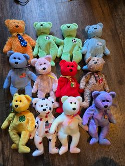 12-TY Retired Beannie Babies Bears