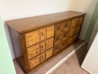 Vintage Solid Wood 9-Drawer Dresser – Large 65"