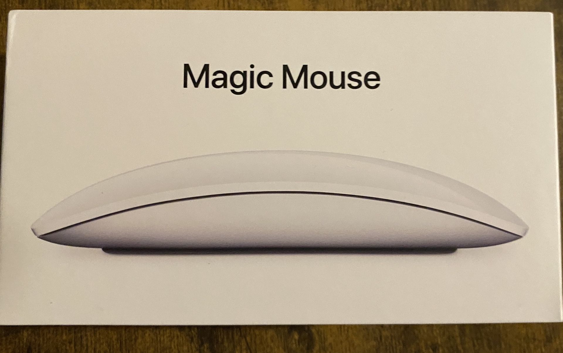 Apple Magic Mouse (A1657) – White – Excellent Condition + Apple Lightning Cable