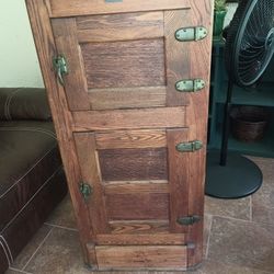 Lucky Platt Antique Ice box 