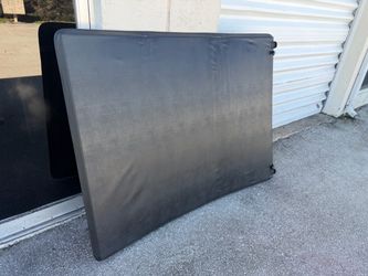 OEM Mopar Tri-Fold Tonneau Cover (contact info removed)3AA Ram 1(contact info removed)-2027 With RamBox Retails $1,500+