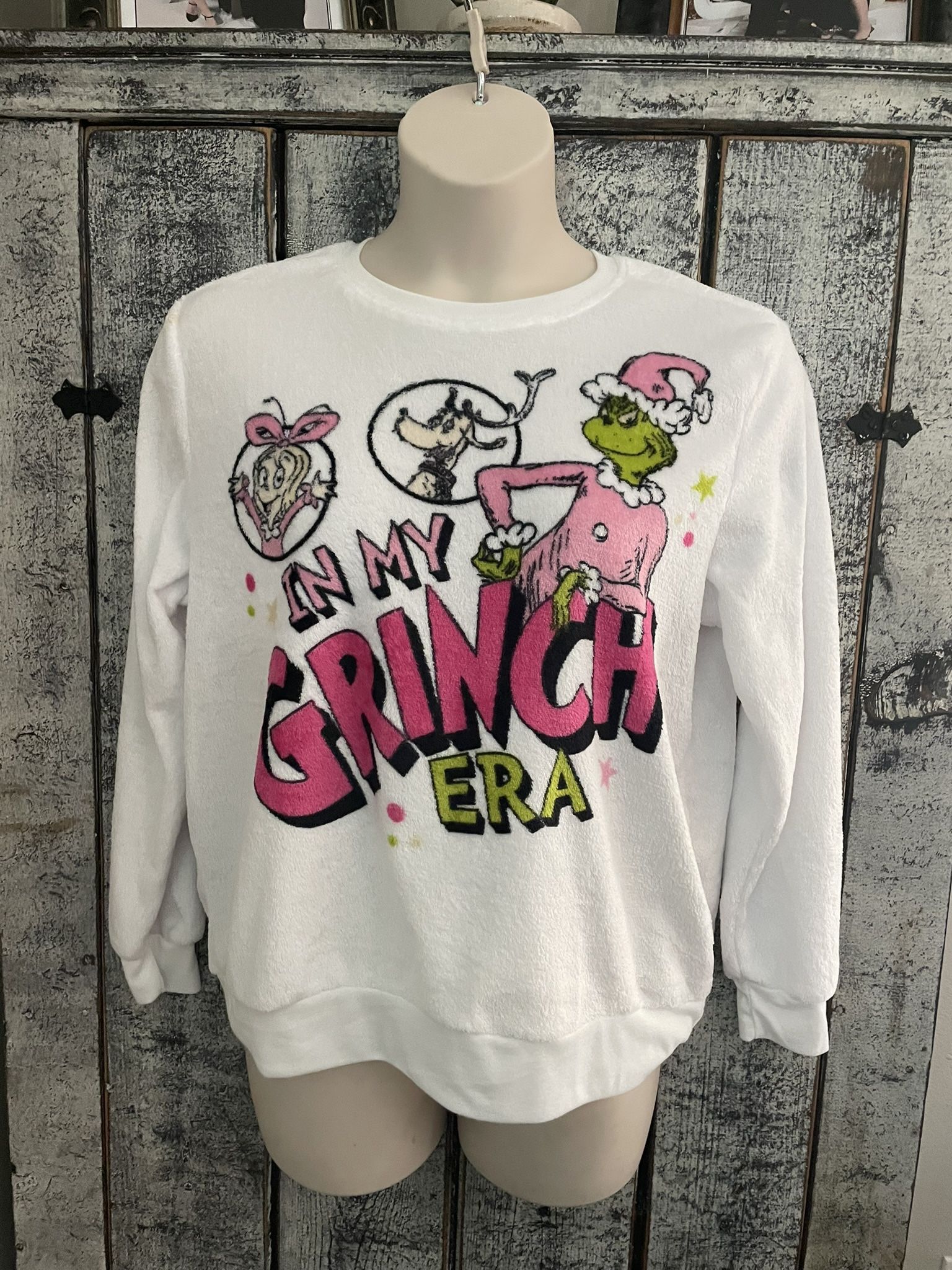 Brand, New Grinch, Soft, White And Pink Sweatshirt Size Extra Large XL
