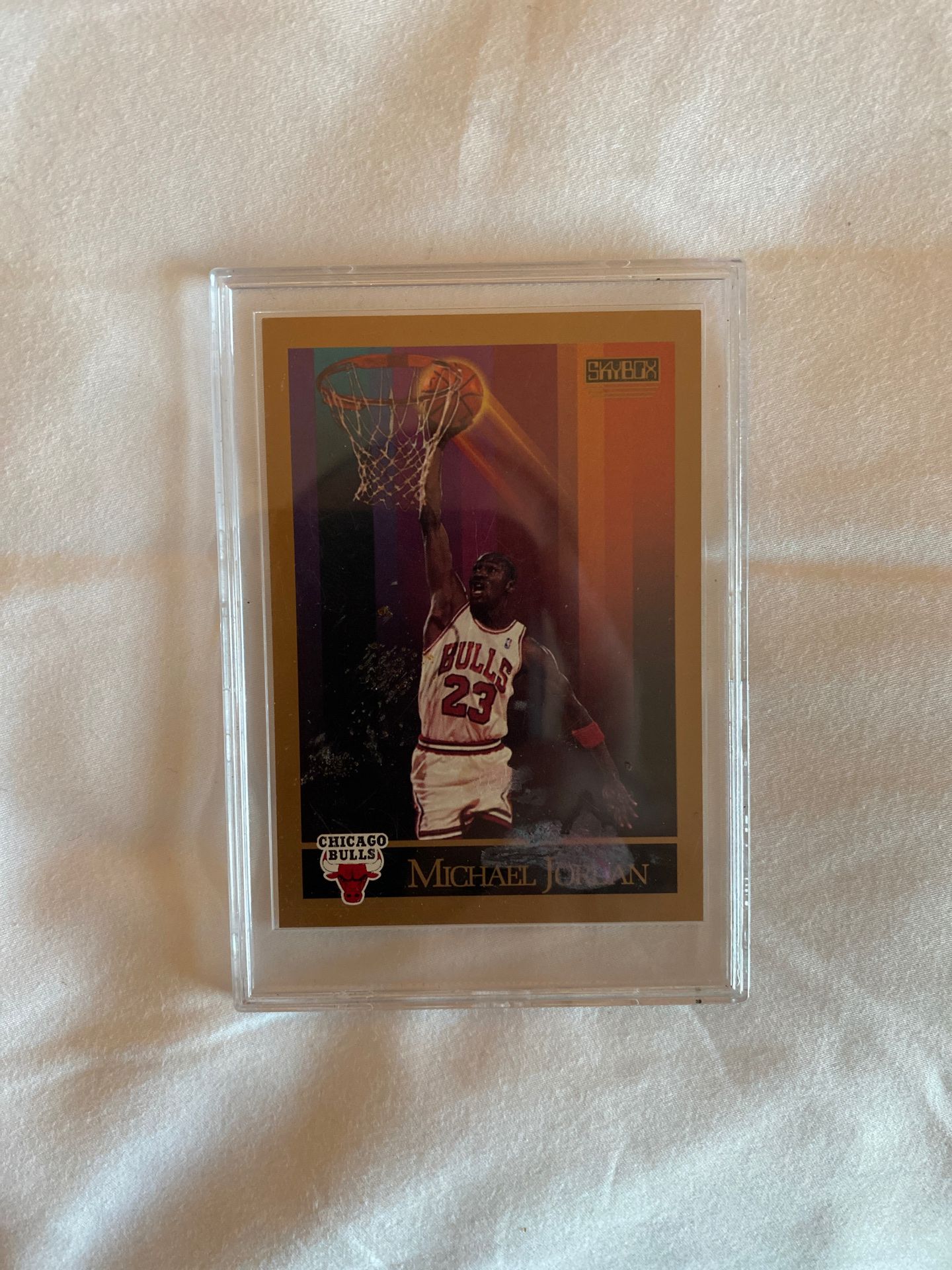 Rare michael jordan basketball card 1990 skybox