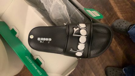 Diadora slides