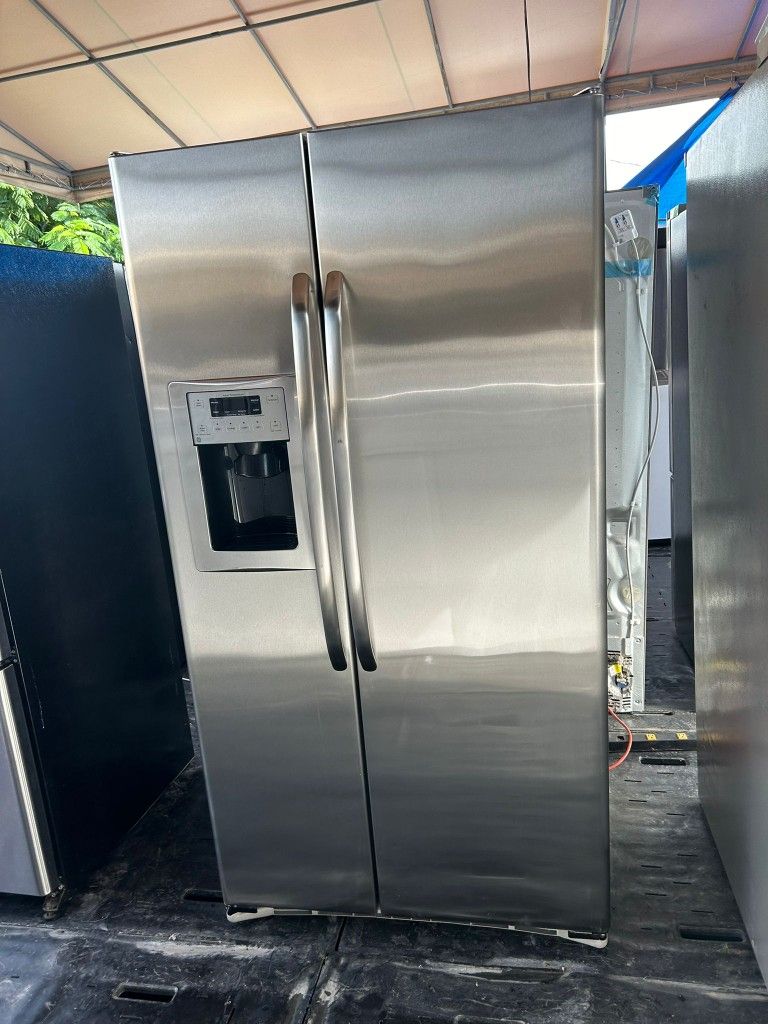 Refrigerador/ 4 Meses De Garantía