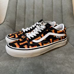 Thrasher Pro Vans Old School 