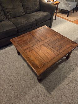 Ethan allen old world treasure coffee table