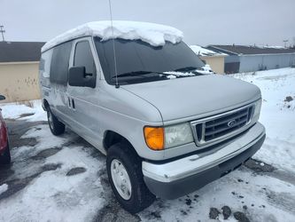 2005 Ford Econoline Cargo Van