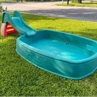 Step 2 pool with slide