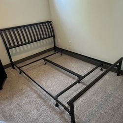Queen Size Bed Metal Bed Frame 