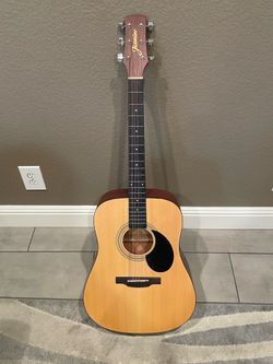 Jasmine Guitar (Model S35-R-U)