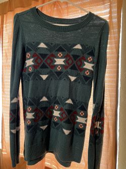 Hollister Sweater 