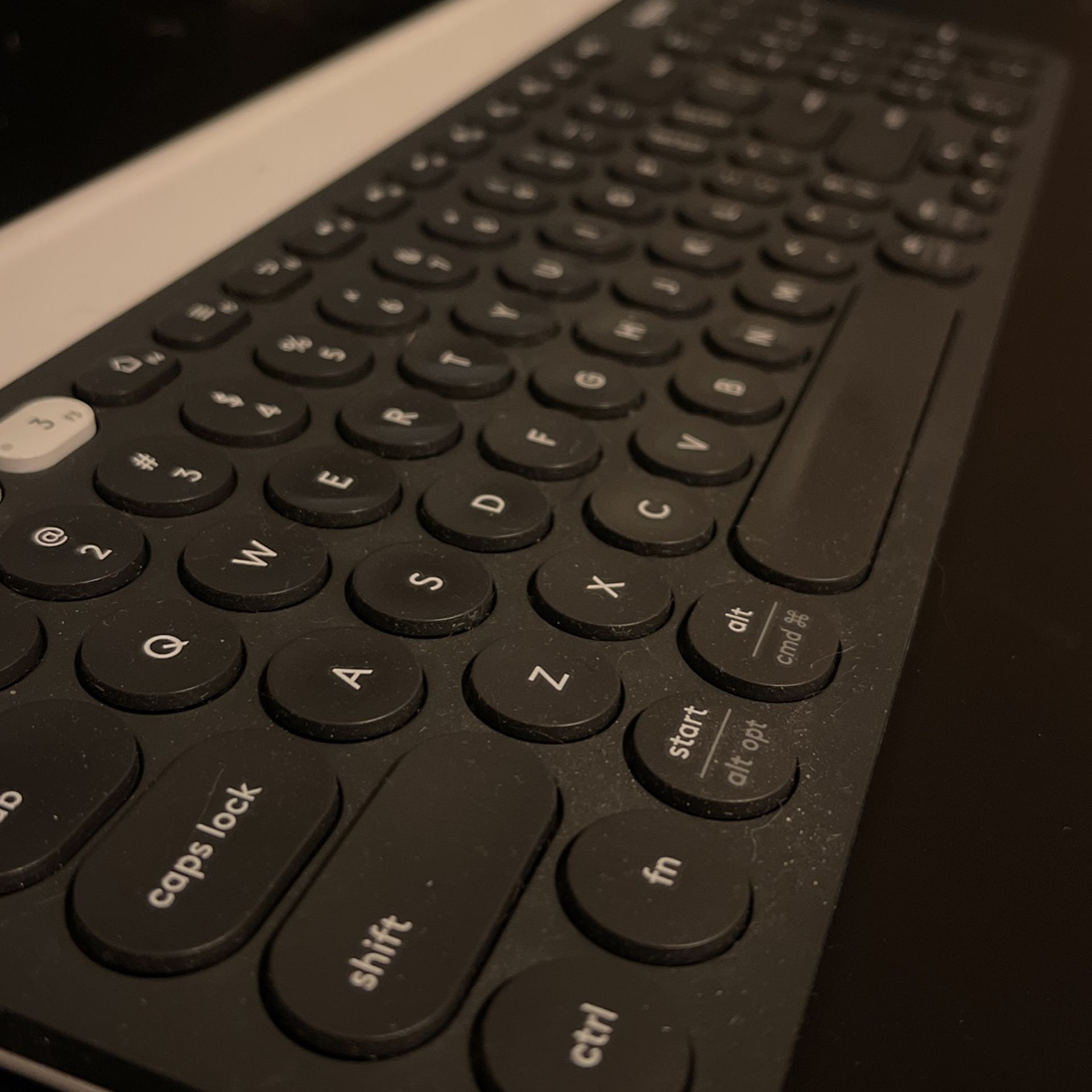 Logitech K780 Keyboard