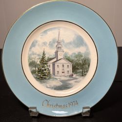 Enoch Wedgwood England For Avon Vintage 1974 Christmas Plate Country Church