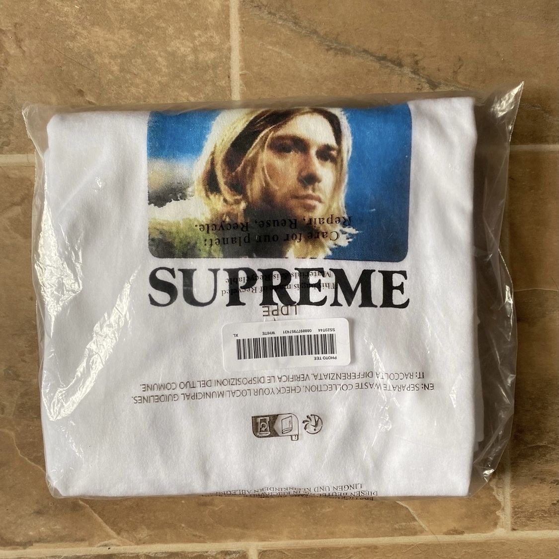 Supreme Kurt Cobain Tee White Size XL for Sale in Brooklyn, NY