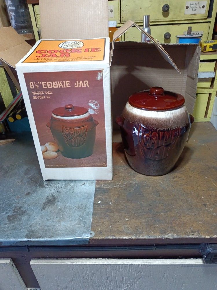 Mc Coy Cookie Jar Never Used In Box