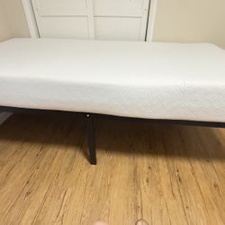 Twin Bed Mattress Simmons Brand & Frame 