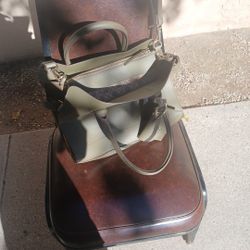 Purse Brand New Olive Green