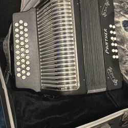 Panther accordion