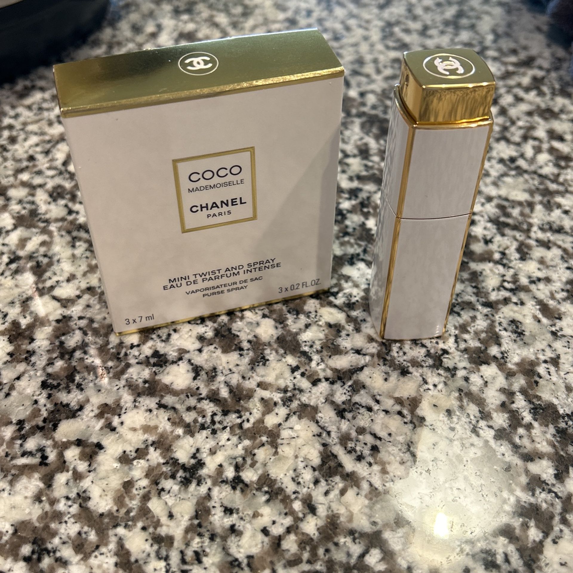 Coco Mademoiselle Mini Twist And Spray Chanel
