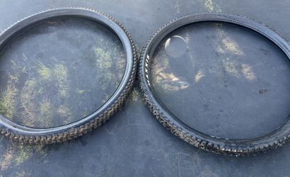 Maxxis Rekon tires