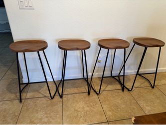 Bar stool chairs