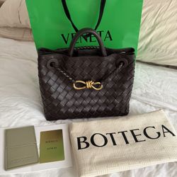 Bottega Veneta Small Andiamo Fondant Brown Bag Crossbody Leather Top Handle $5065 Retail