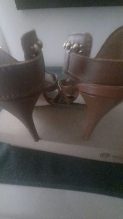 Women's heels