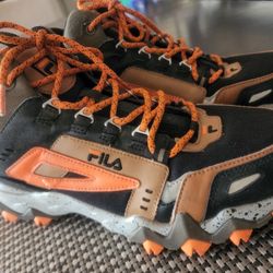 Men’s Fila Oakmont Tr Mid Black | Olive | Orange | Wheat | Grey Sneakers 9.5