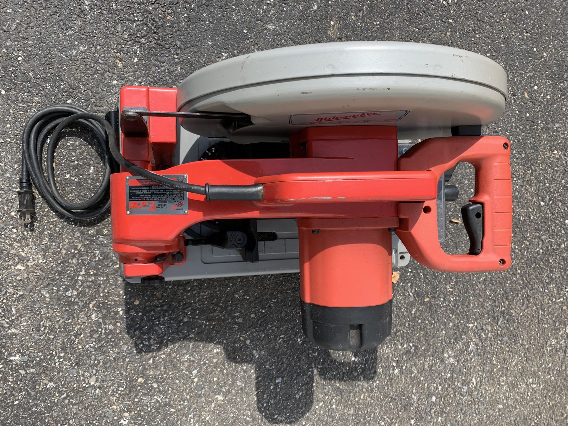 Milwaukee 14