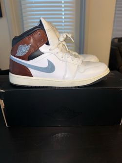 Air Jordan 1 MID SE