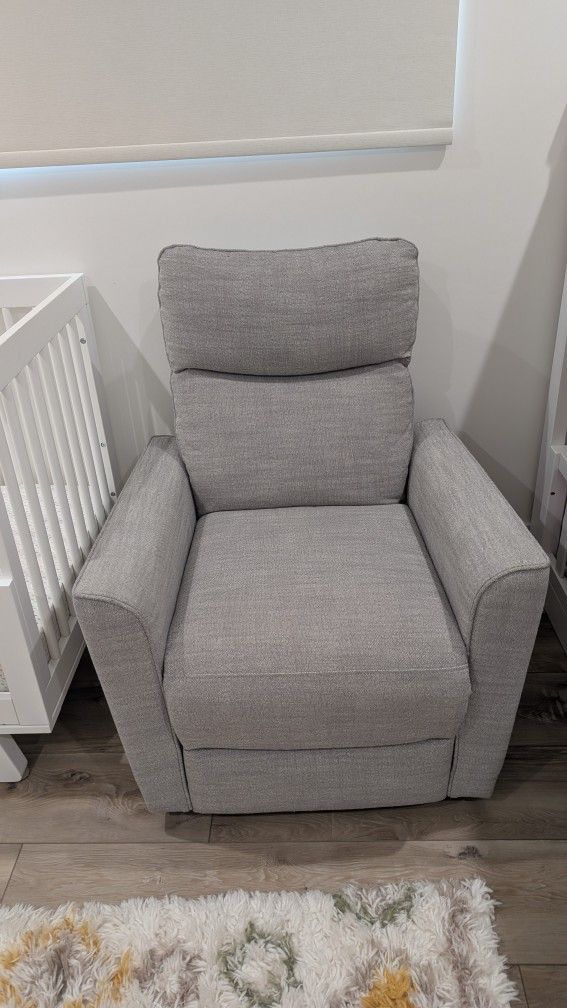 Swivel Rocking chair