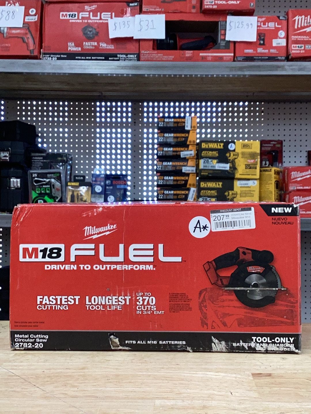 Milwaukee M18 FUEL 18V Lithium-Ion Brushless Cordless Metal Cutting 5-3/8 in. Circular Saw (Tool-Only) w/ Metal Saw Blade
