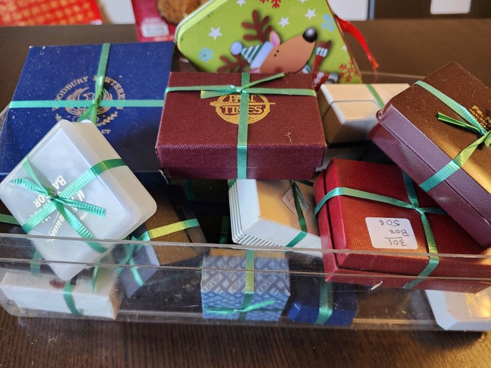 Entire Box Of Little Present Gift Boxes Jewelry Box
