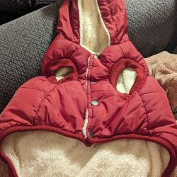 SUPER CUTE NEW DOGS WINTER FLEECE JACKET SIZE XL MAKE OFFER