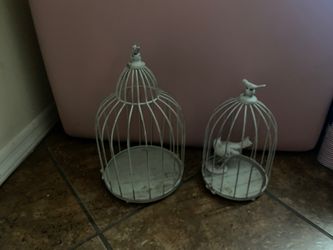 Set of bird cages