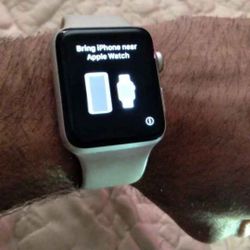 Series 3 Apple Watch Like New