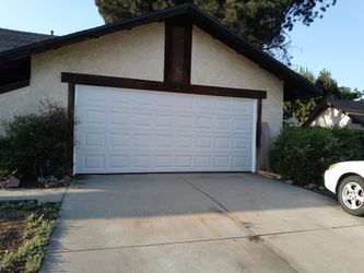 Garage doors & Rollup doors