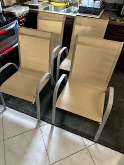NEW AMOPATIO Patio Chairs Sset of 4, Easily Set Up Stackable Outdoor Dining Chairs with High Back and Wide Seat