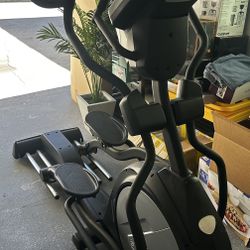 SOLE E35 Elliptical! BARELY USED! RETAIL PRICE $3,000!