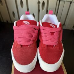 New Women's Van size 8