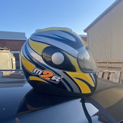 Motorcycle helmet