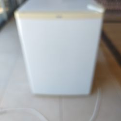 Mini Refrigerator