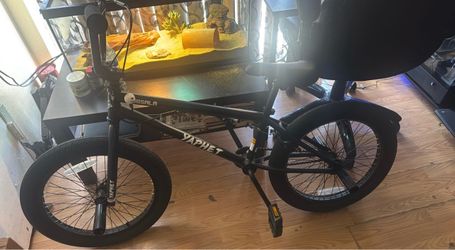 Yaphet bmx