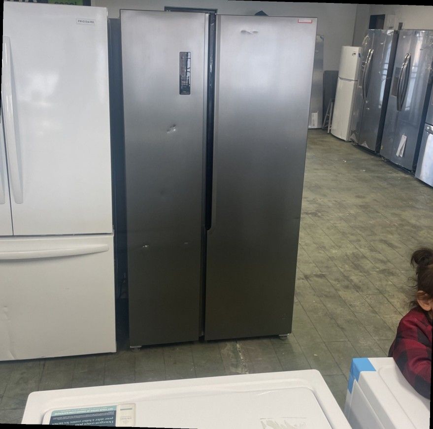 Frigidaire Side By Side Refrigerator