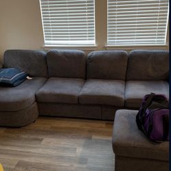 Sectional Couch With Footrest Like New 