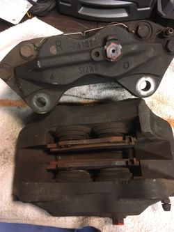 Toyota Tacoma brake calipers