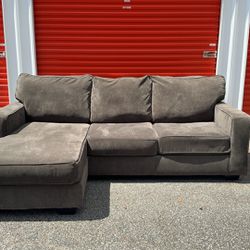 😍Beautiful Grey Sectional Couch