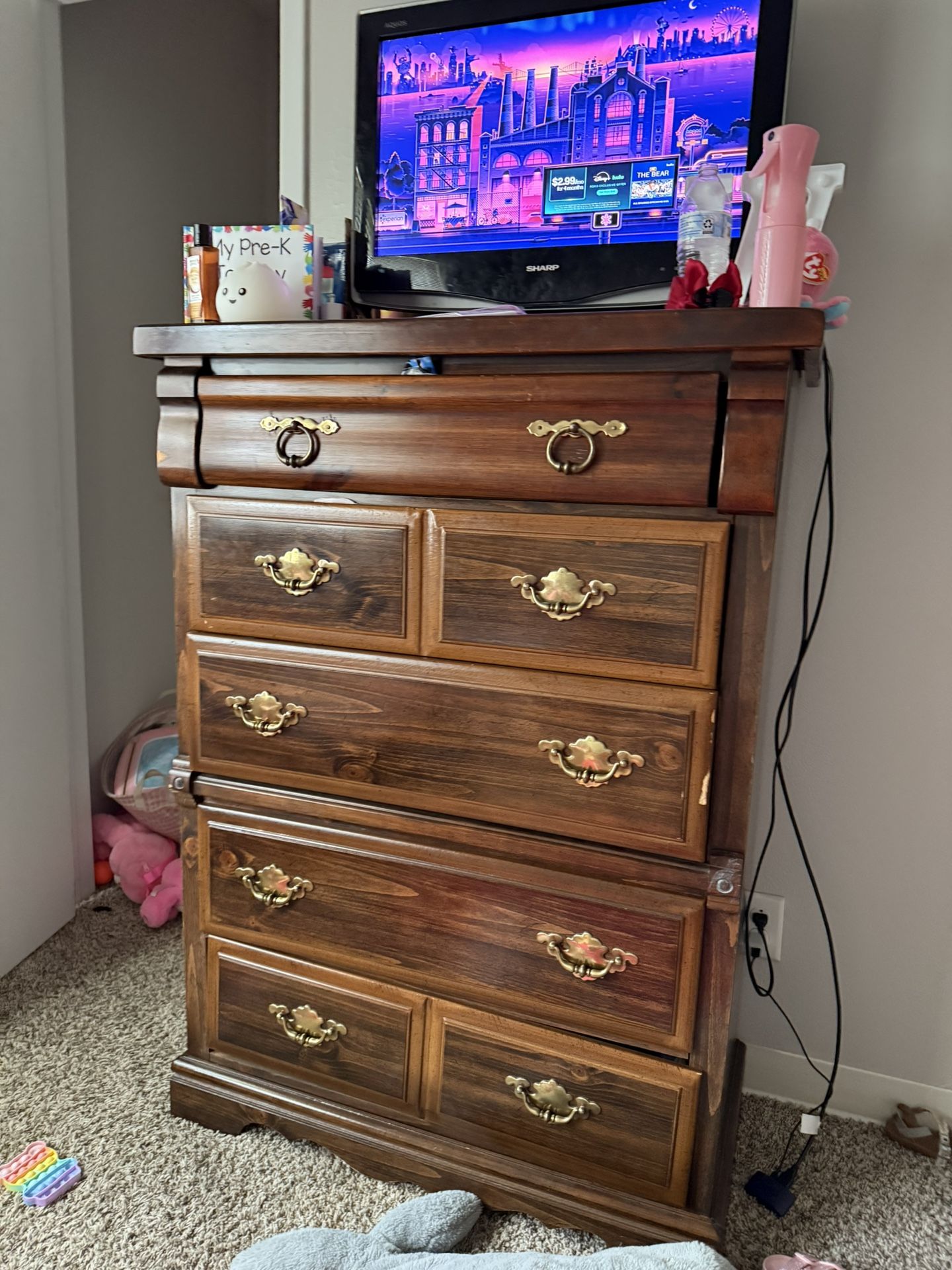 Dresser